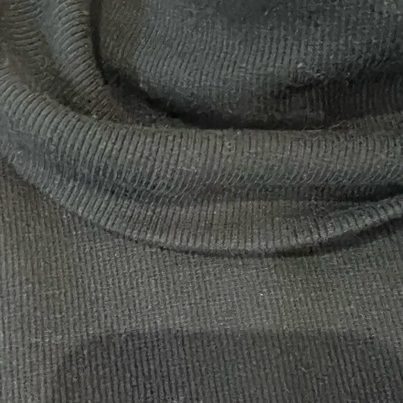 Black cowl neck sleeveless sweater dress size small - Picture 4 of 6